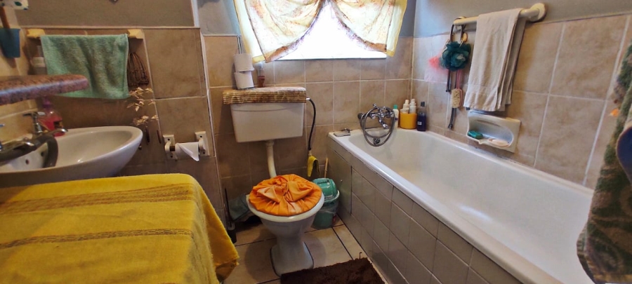 1 Bedroom Property for Sale in Sasolburg Free State